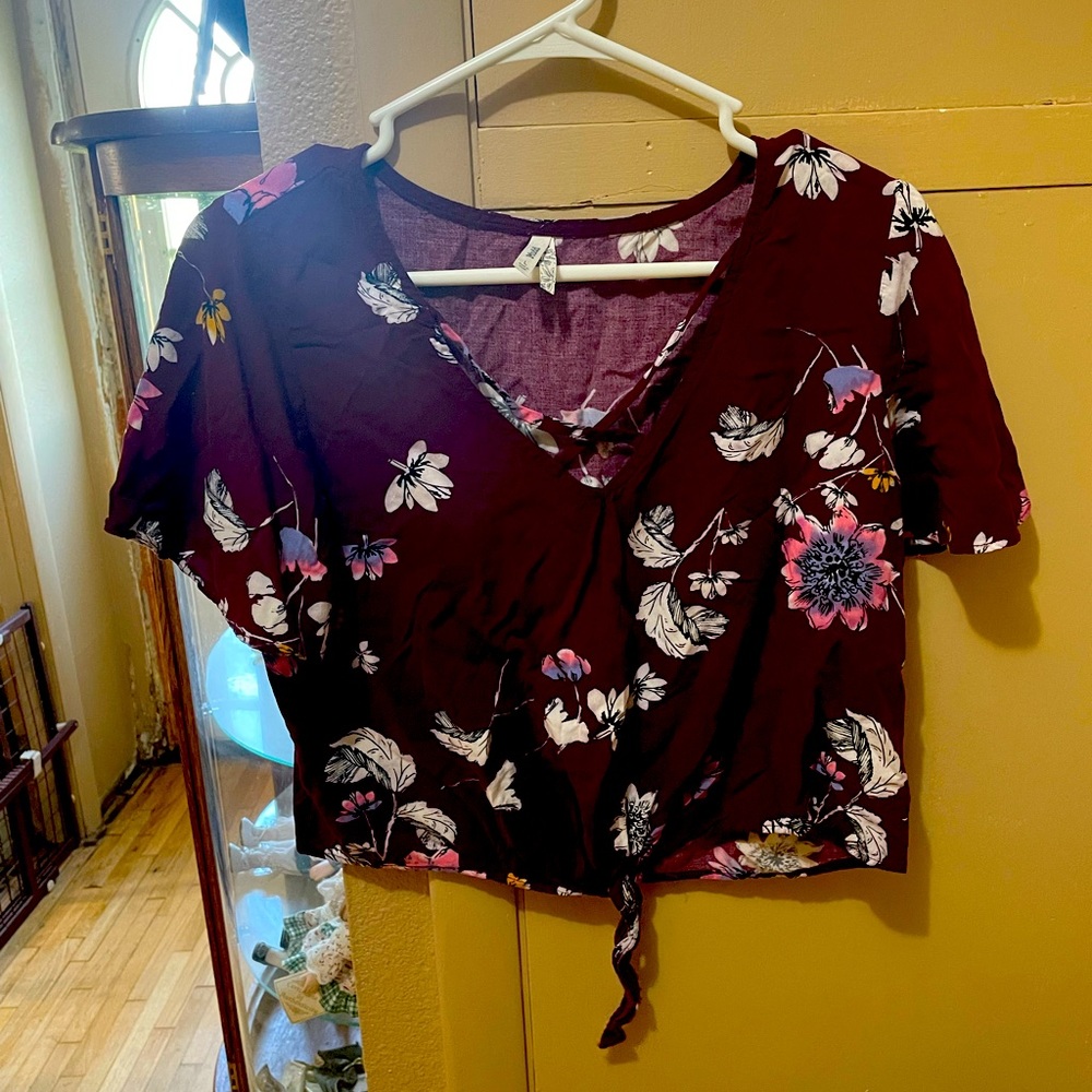 Woman’s crop top